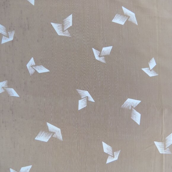 VINTAGE 1940s Caramel Brown Art Deco Rayon Crepe Fabric 1 2/3 yards - Picture 2 of 6